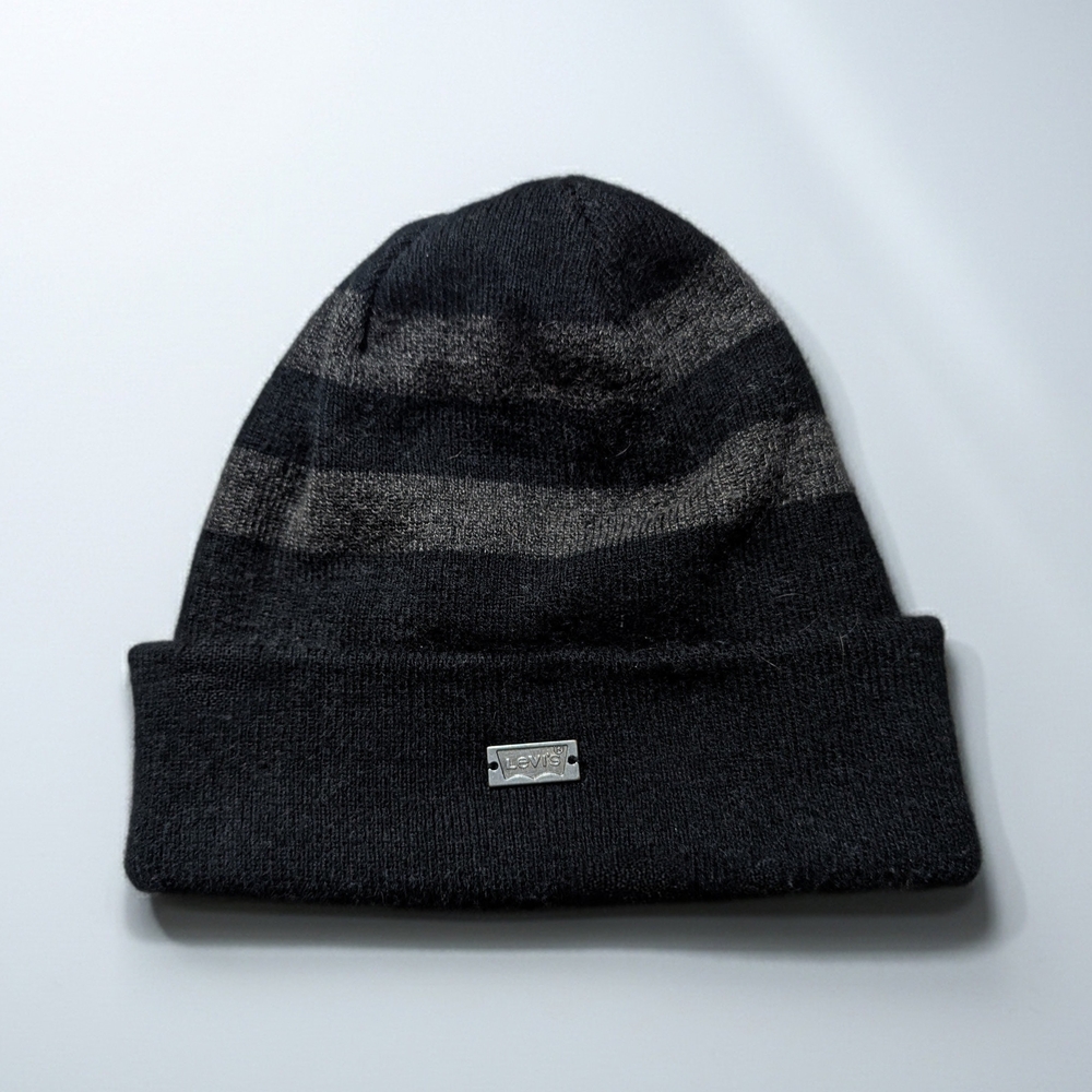 Levi's Black Knit Beanie with Red Logo Tag
